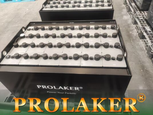 헬리 CPD25 고성능 2.5톤 전기 납산 포크리프트 배터리 48V 700Ah