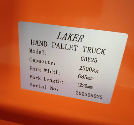나일론 휠이 장착된 부드러운 기동성 2500kg 수동 핸드 팔레트 트럭