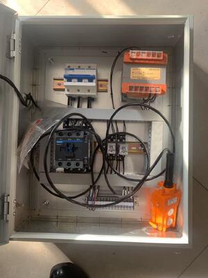 맞춤형 타이어 장착 / 해제 기계 500 톤 고체 타이어 압력 압력 기계 11KW 480V CHINT 변압기, 브레이커 및 접촉기